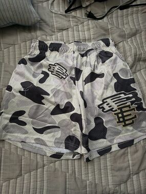 Eric Emanuel size M